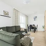 Διαμέρισμα Kazimierza Wielkiego Cozy Parking By Renters Γκντανσκ