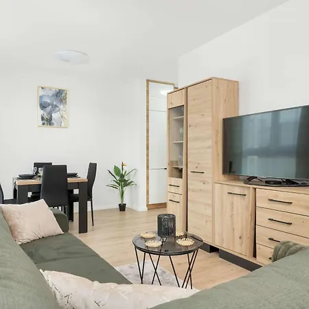 Kazimierza Wielkiego Cozy Parking By Renters 아파트
