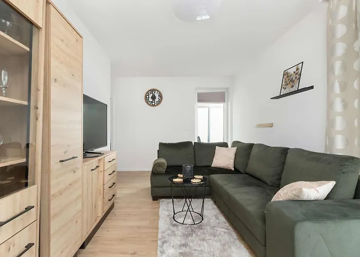 Kazimierza Wielkiego Cozy Parking By Renters Appartement